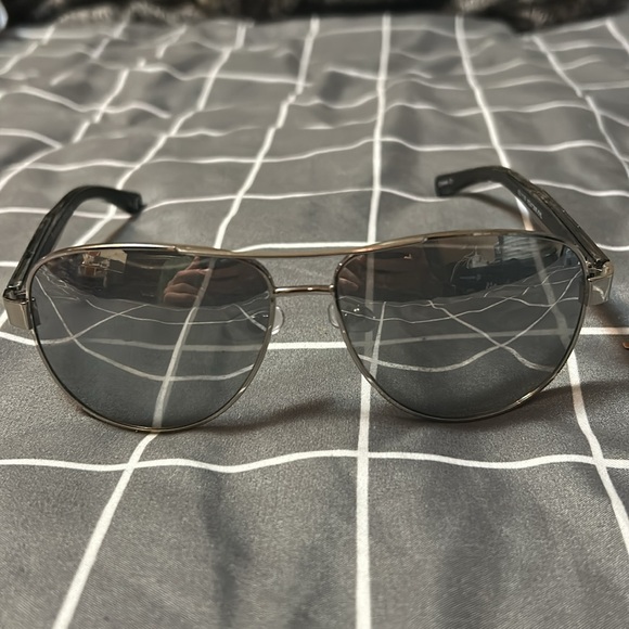 6 pair of sunglasses - buy as bundle or separate - Picture 12 of 14